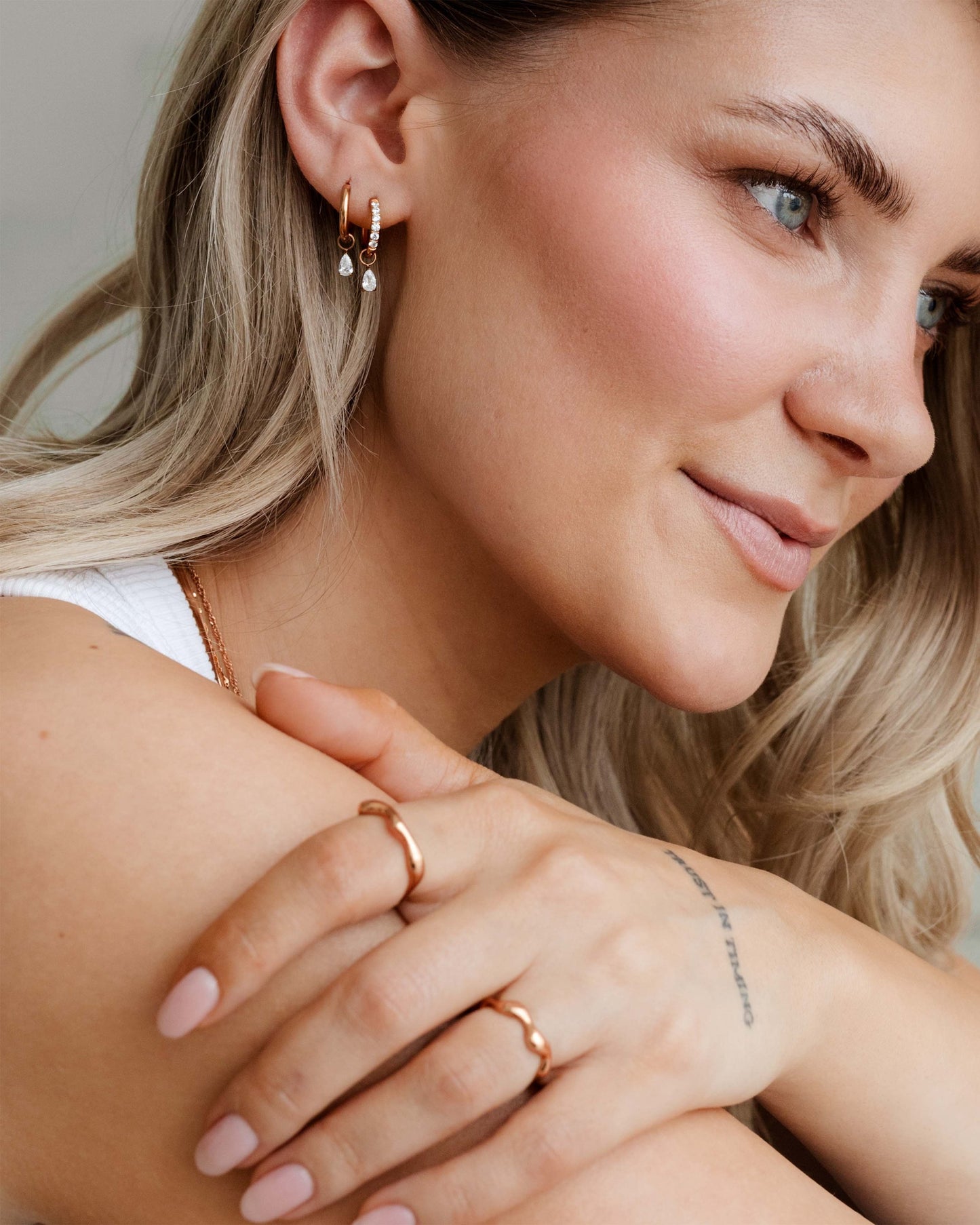 [[Farbe:Roségold,shopthelook]]