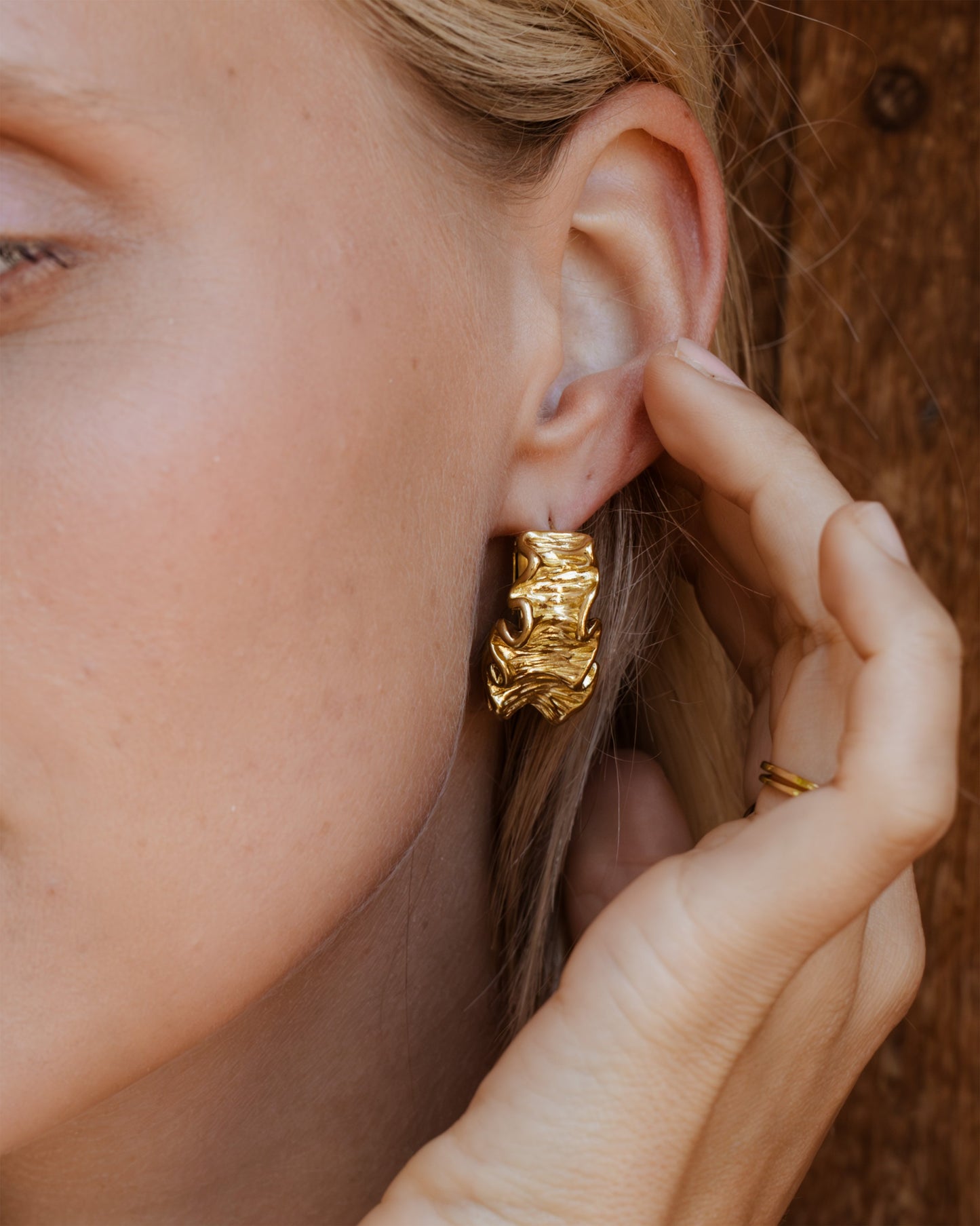[[Farbe:Gold]]