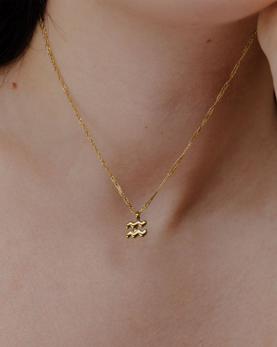 Aquarius Bubble Necklace Gold