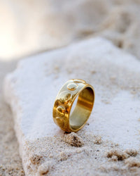 [[Farbe:Gold]]