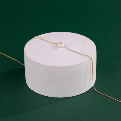 Minimalist Pearl Choker Gold