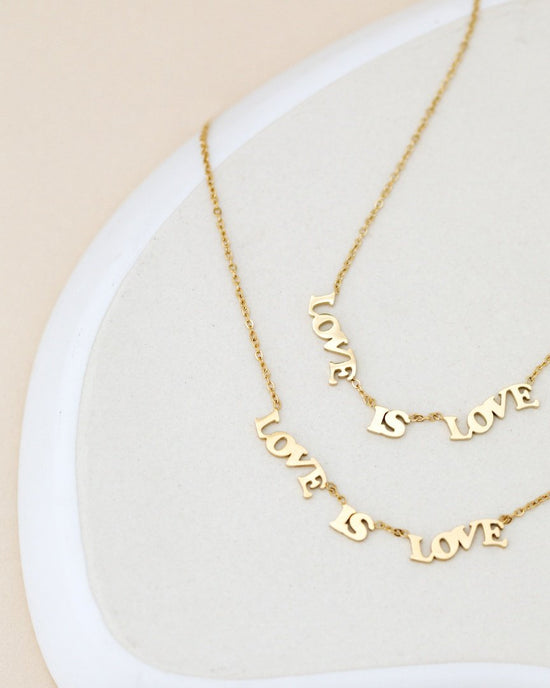 Love is Love Necklace Roségold