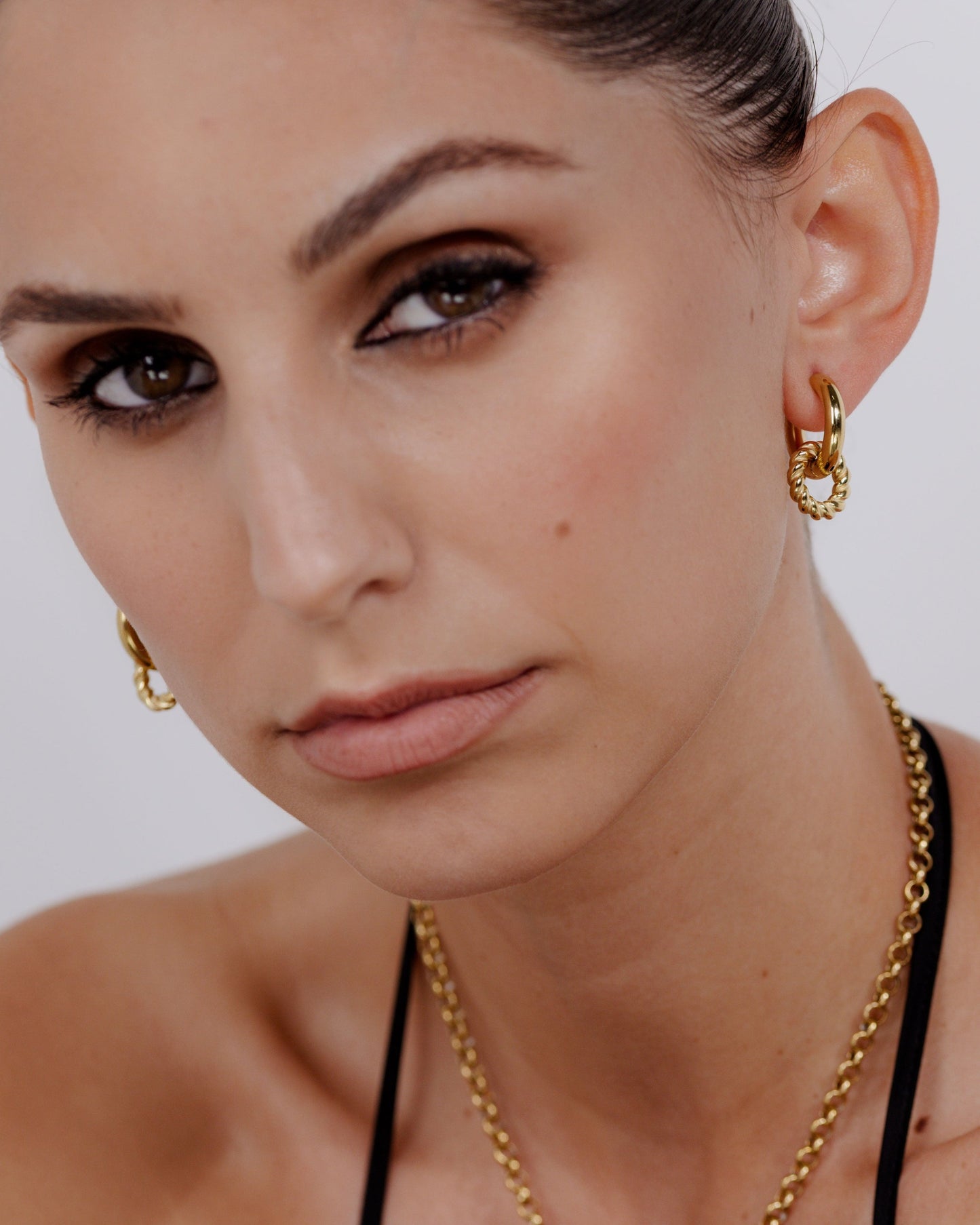 [[Farbe:Gold]]