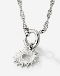 [[Farbe:Silber]]