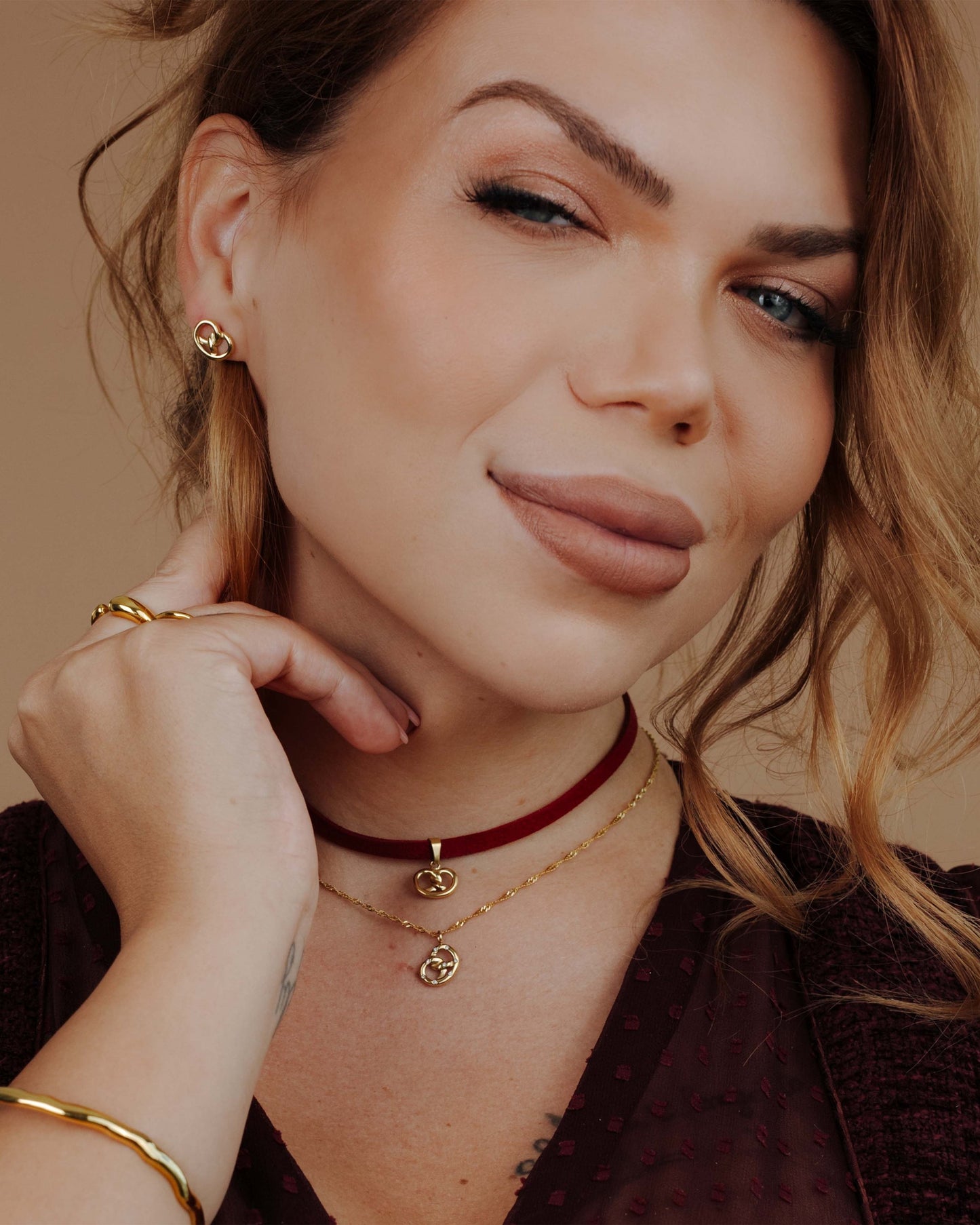 [[Farbe:Gold,shopthelook]]