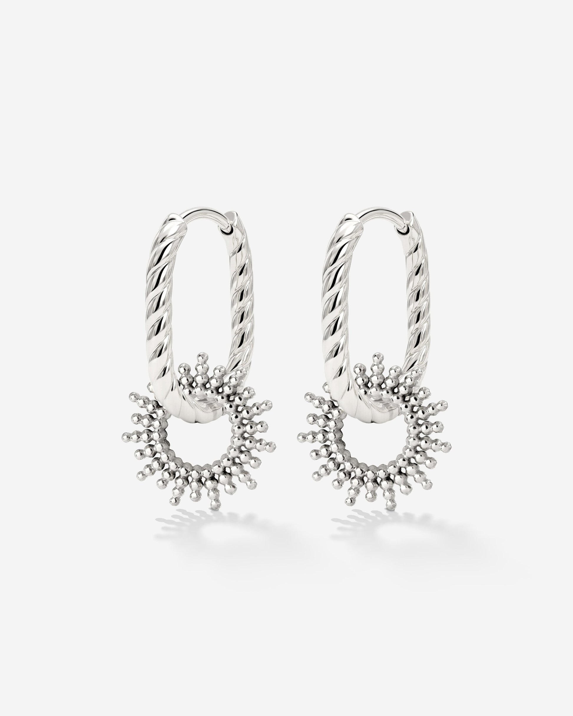 Sunny Oval Twisted Hoop Set Baby Silber