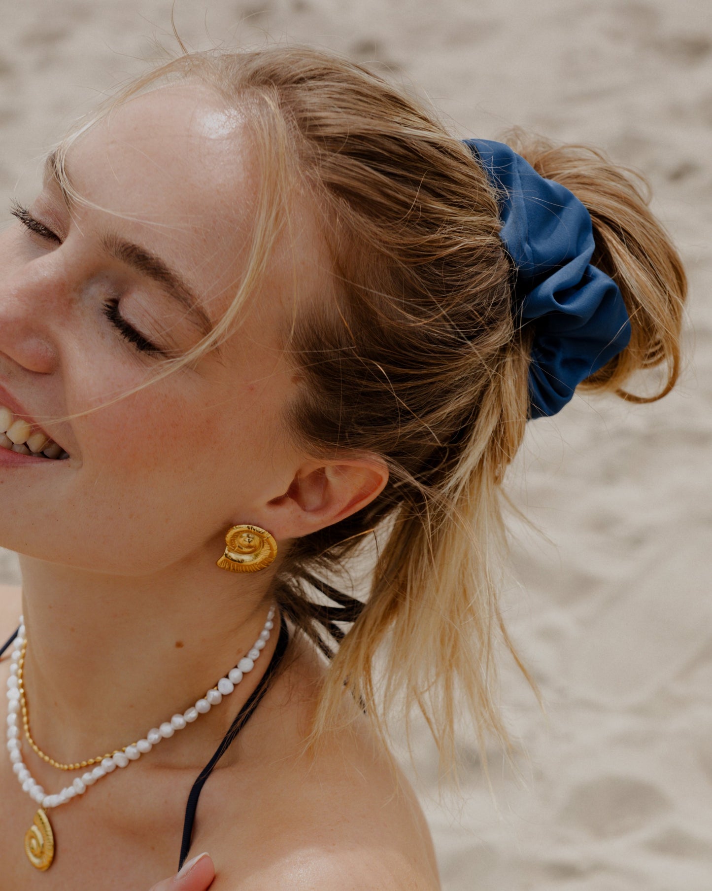 Shimmering Scrunchie Intense