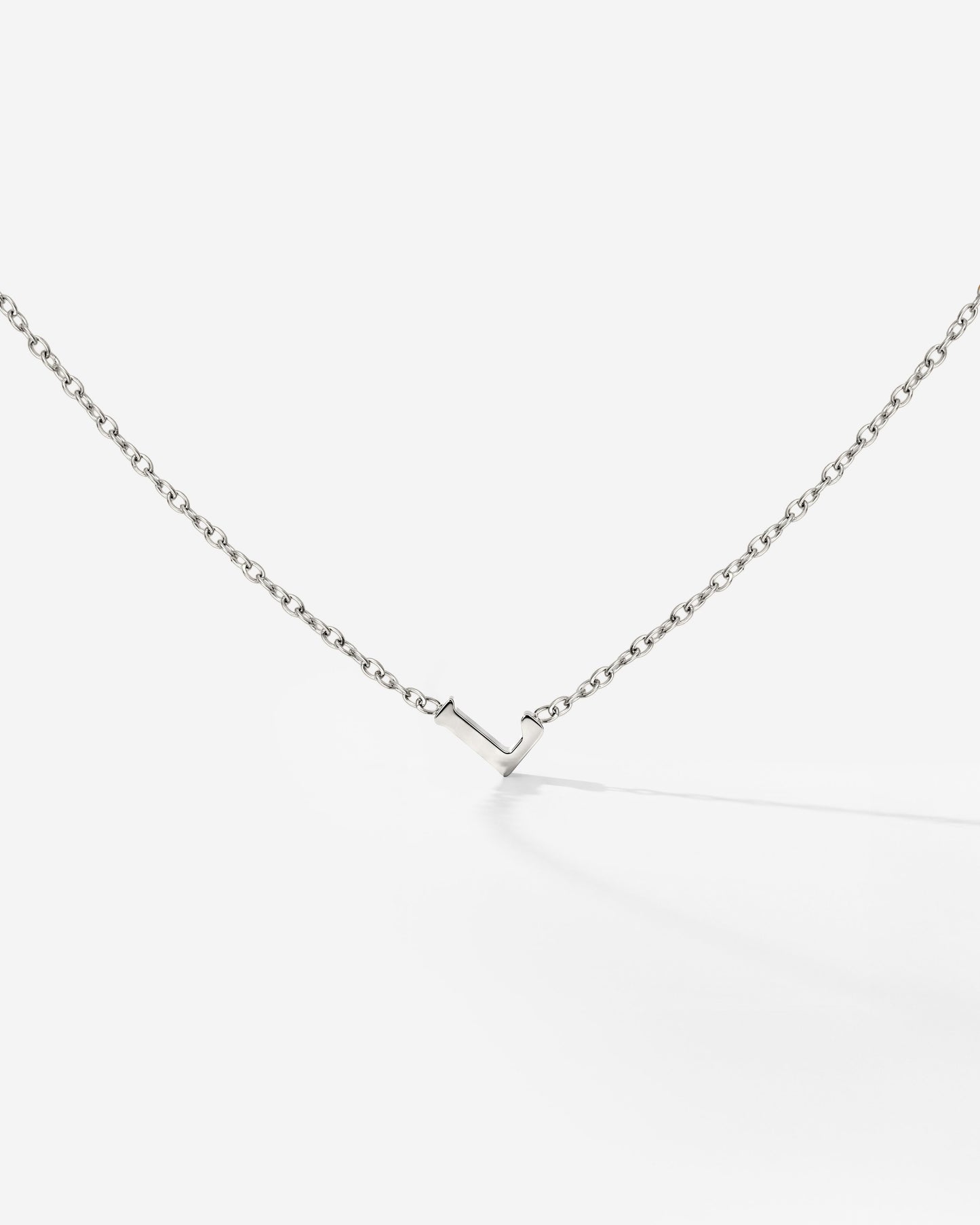 [[Farbe:Silber,Buchstabe:L]]