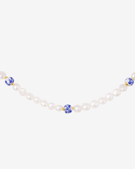 Flower Tile Pearl Necklace Gold