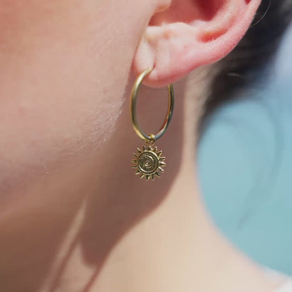 Sunny Swirl Hoop Set Large Gold