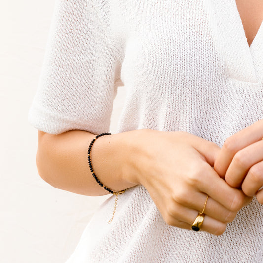 Pretty Black Pearls Bracelet Gold